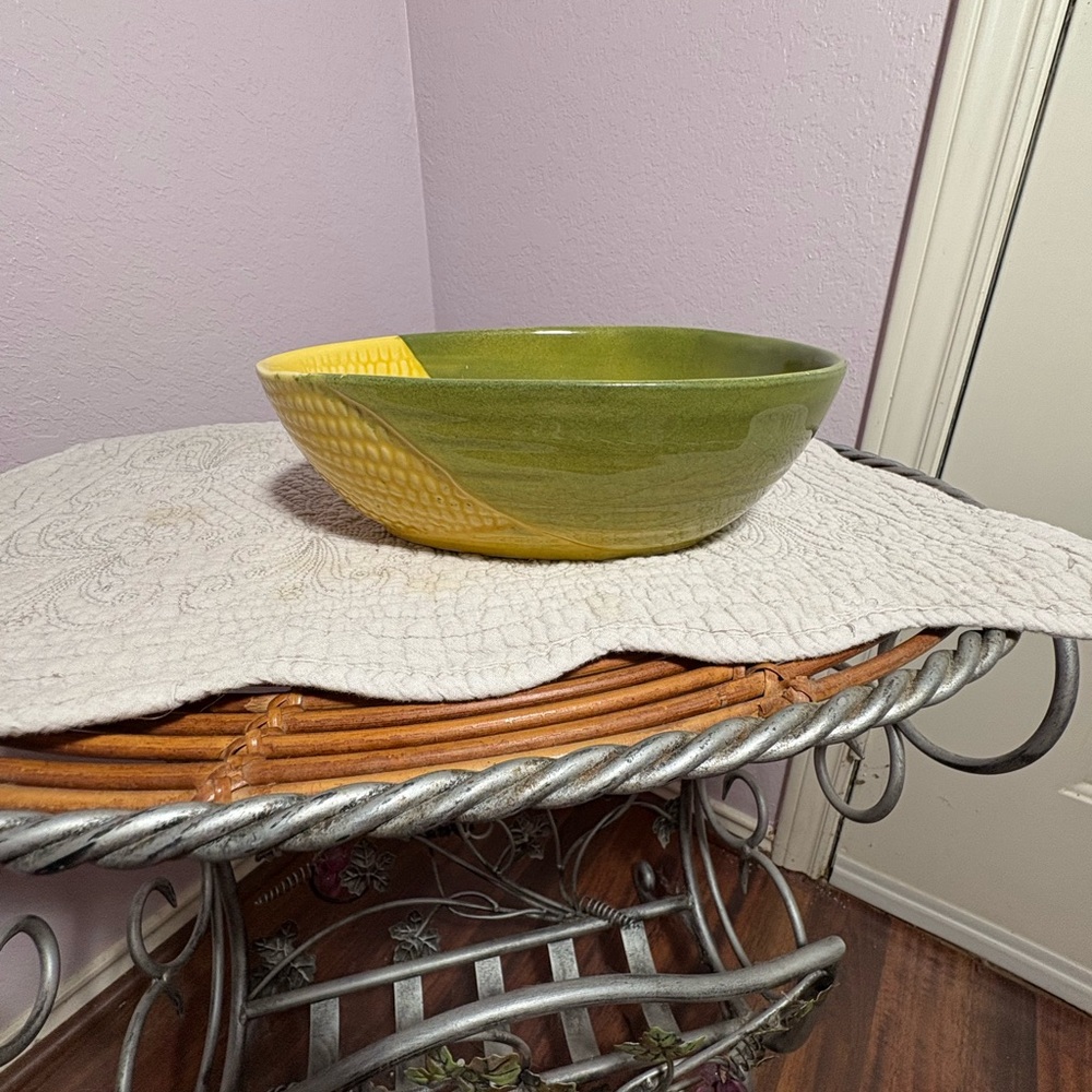 Shawnee Corn King Bowl